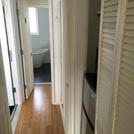 Studio Manhattan Beach New York Exterior photo